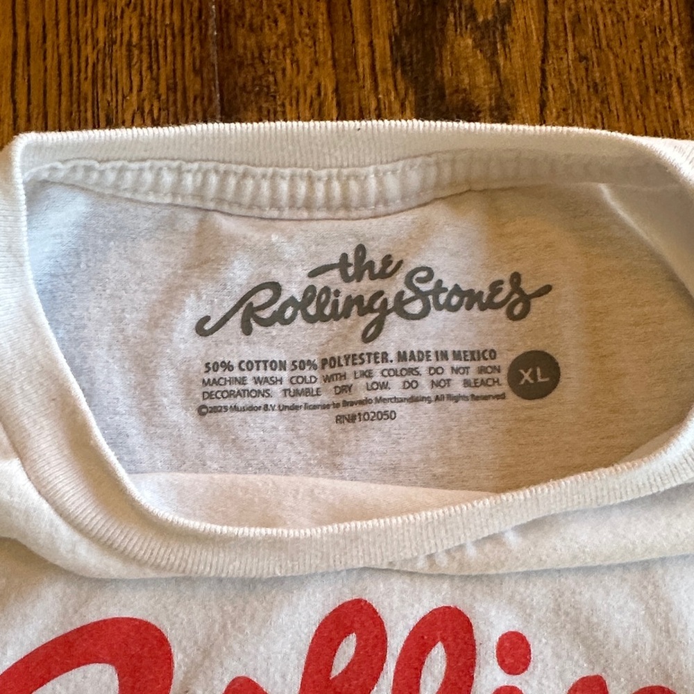 Rolling Stones T-Shirt - Picture 2 of 4